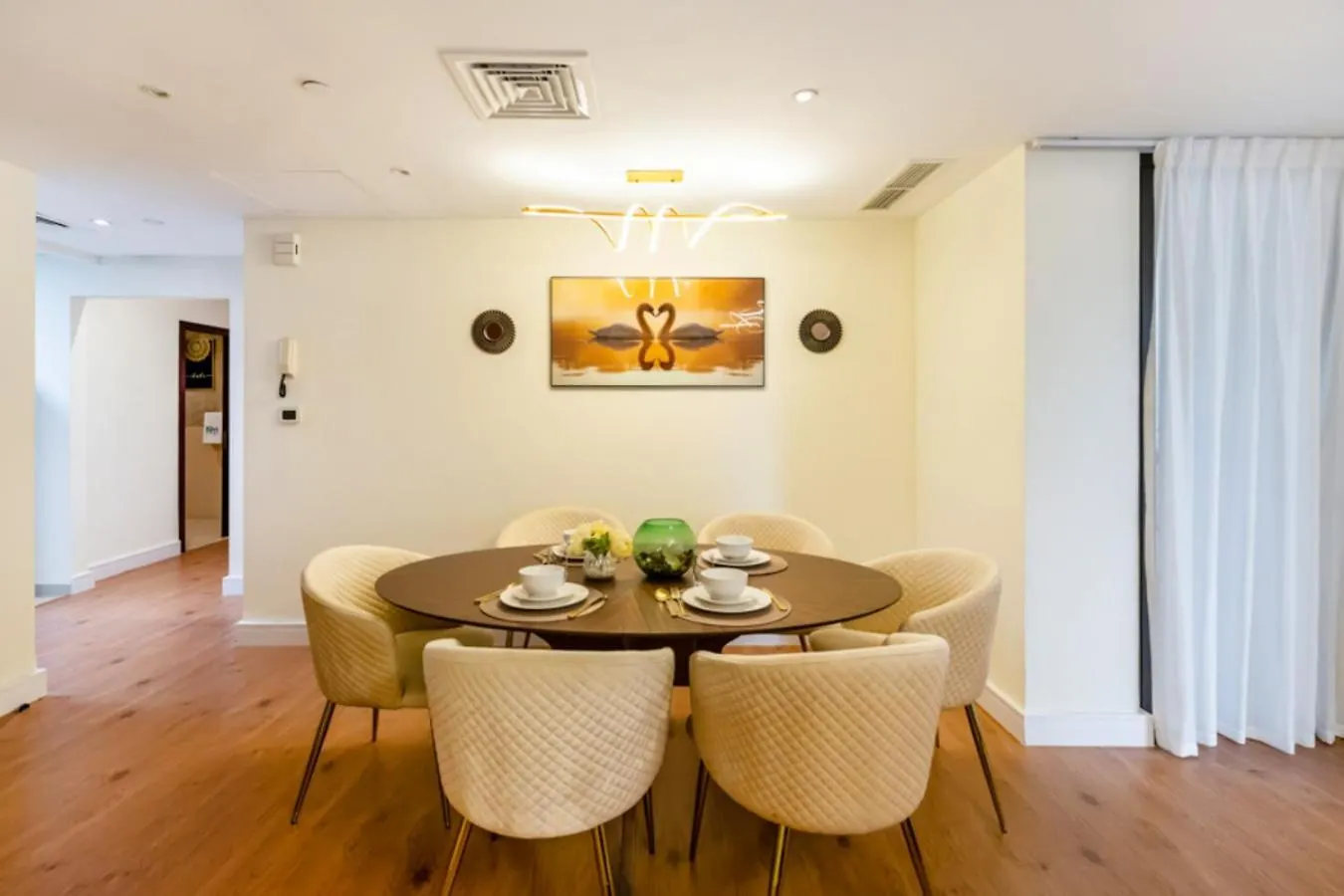 Fam Living - Bahar Jbr 2Br Apartment Dubai